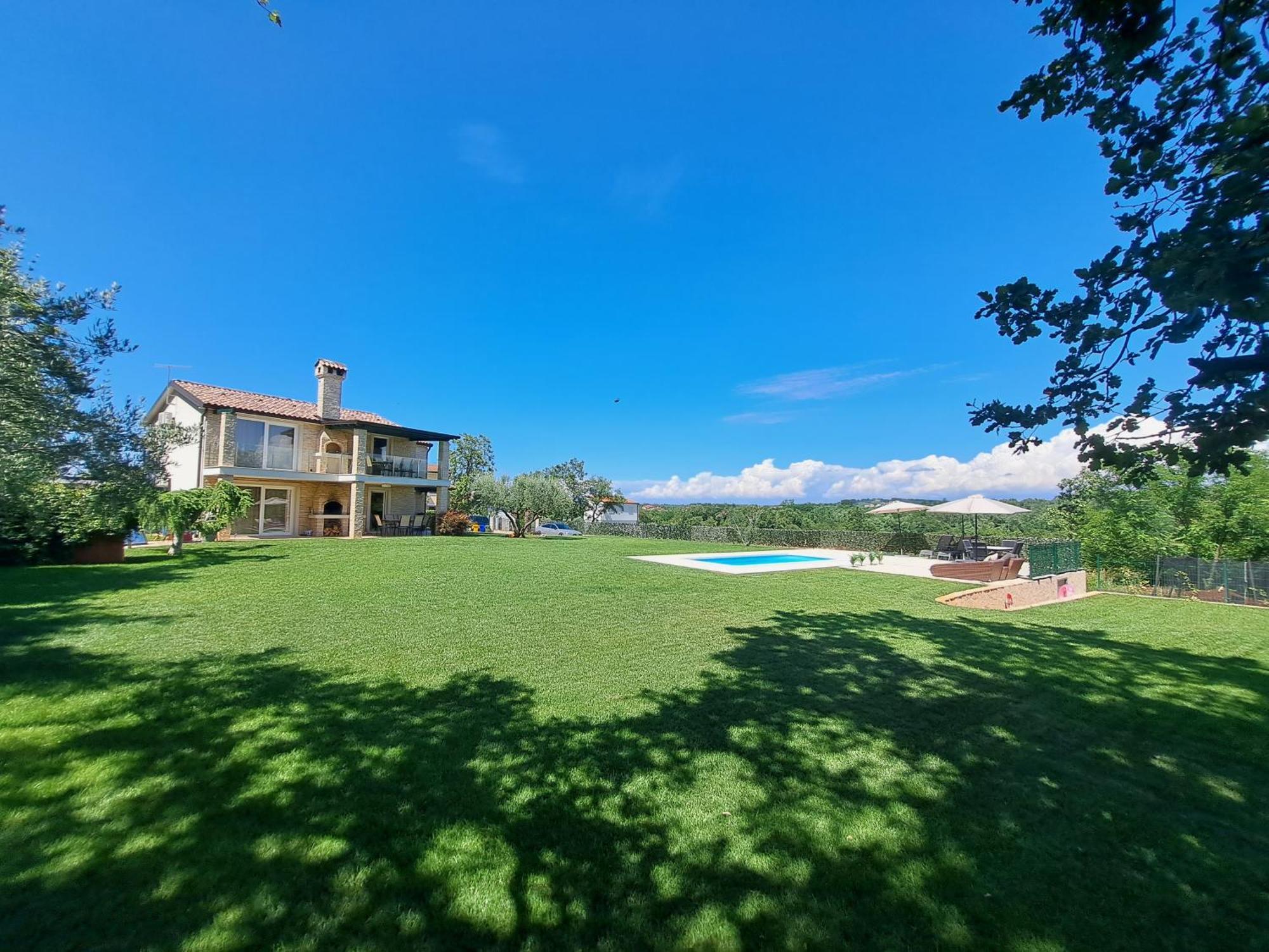 Apartments Villa Sotlar With Pool Umag Luaran gambar