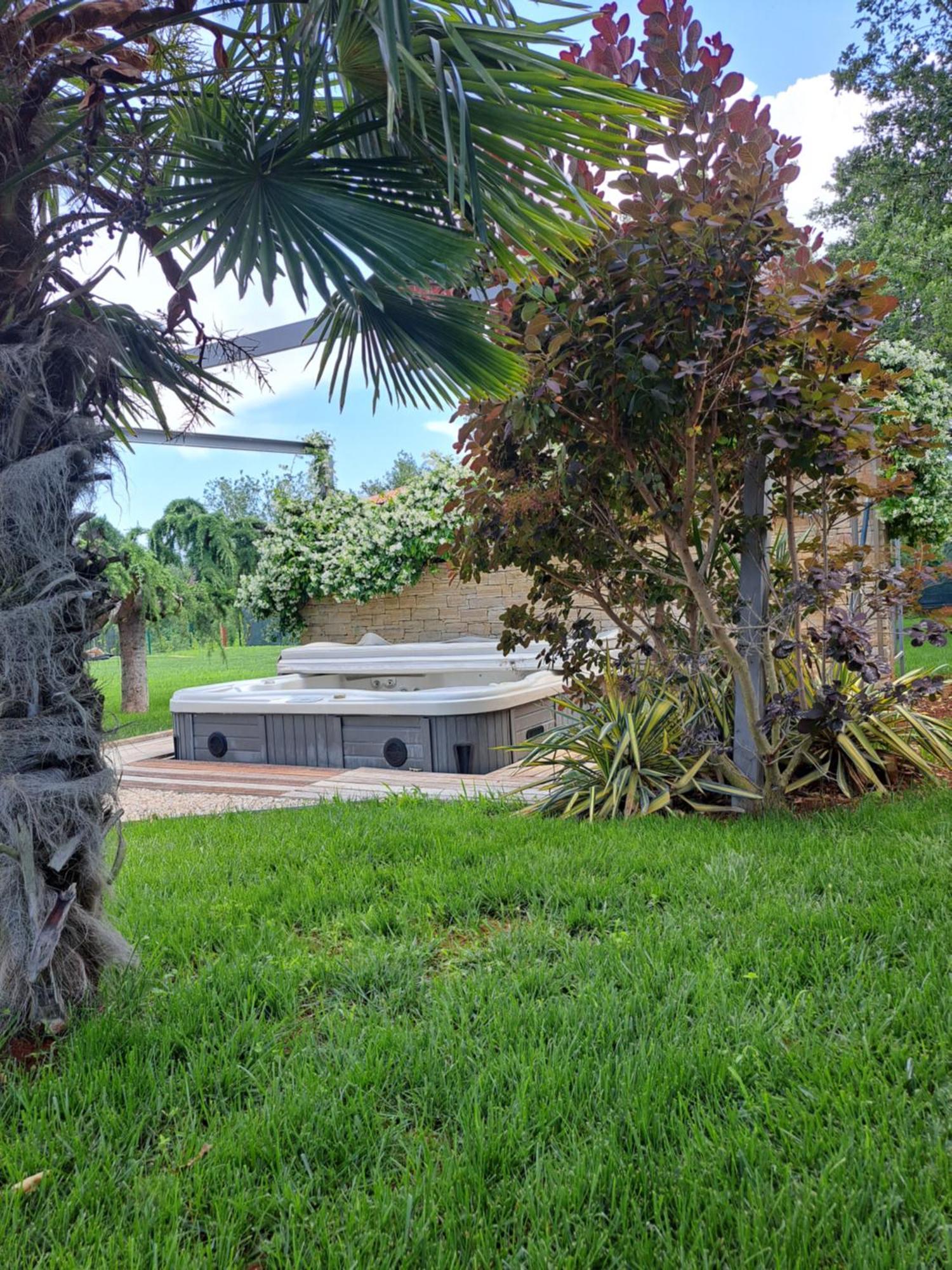Apartments Villa Sotlar With Pool Umag Luaran gambar